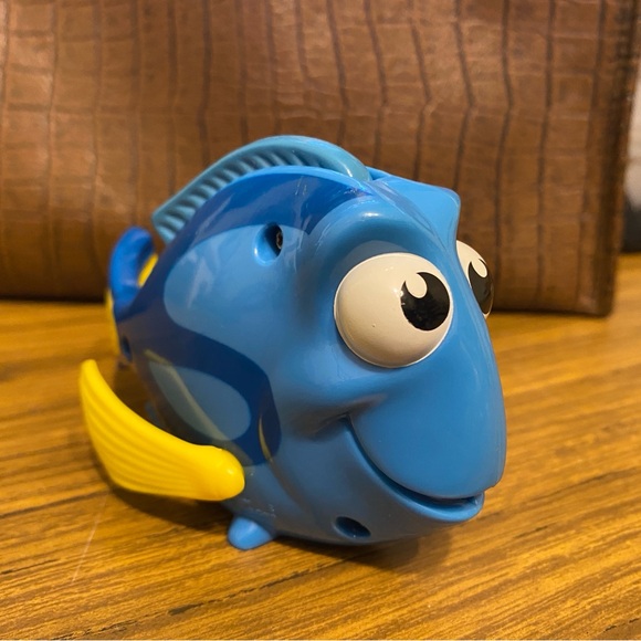 Set of 6 Finding Nemo McDonald’s Happy Meal Bath Toys - Picture 4 of 13